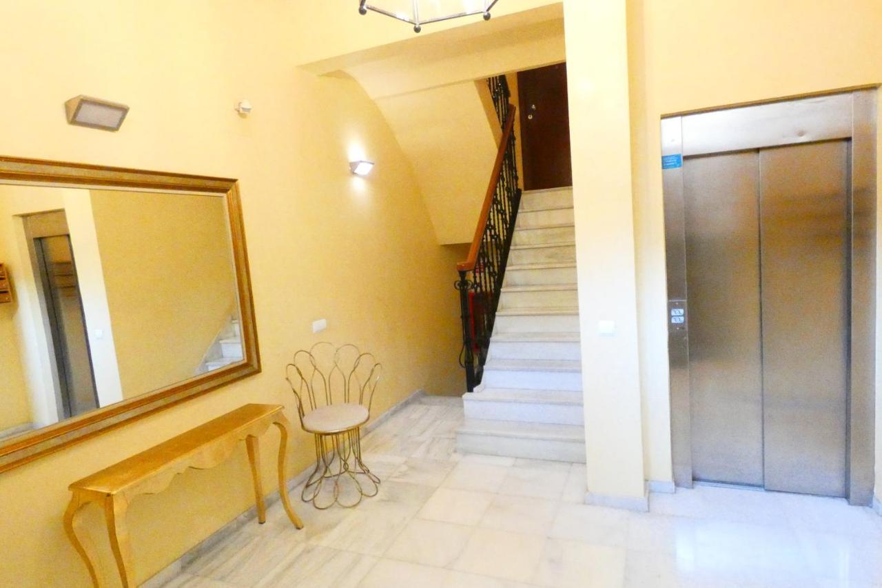 Homeyseville-Luxury Apartment Arenal 6 Pax, Parking Optional المظهر الخارجي الصورة