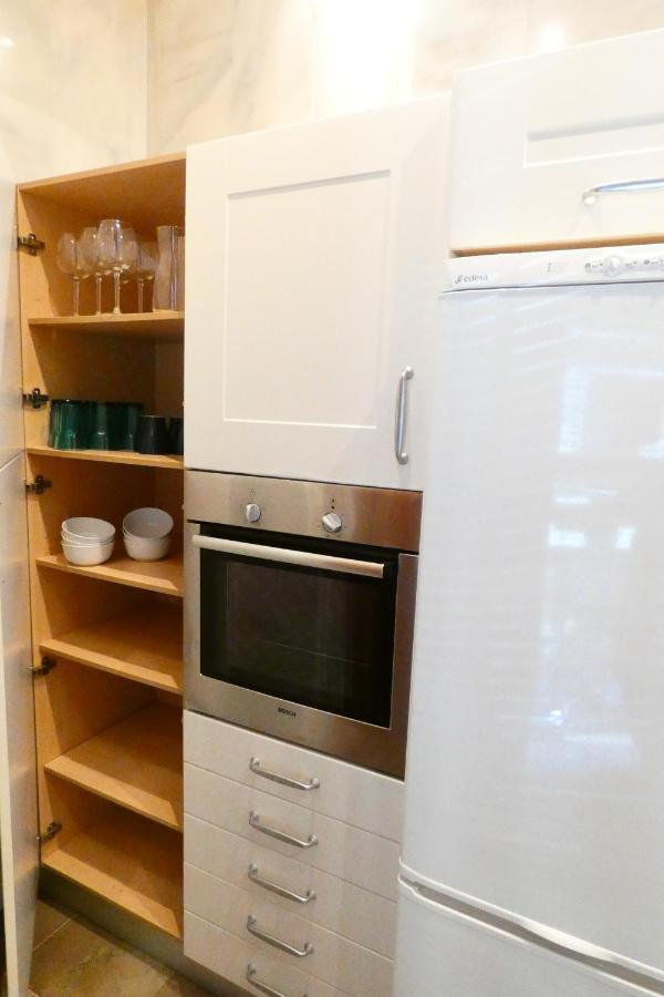 Homeyseville-Luxury Apartment Arenal 6 Pax, Parking Optional المظهر الخارجي الصورة