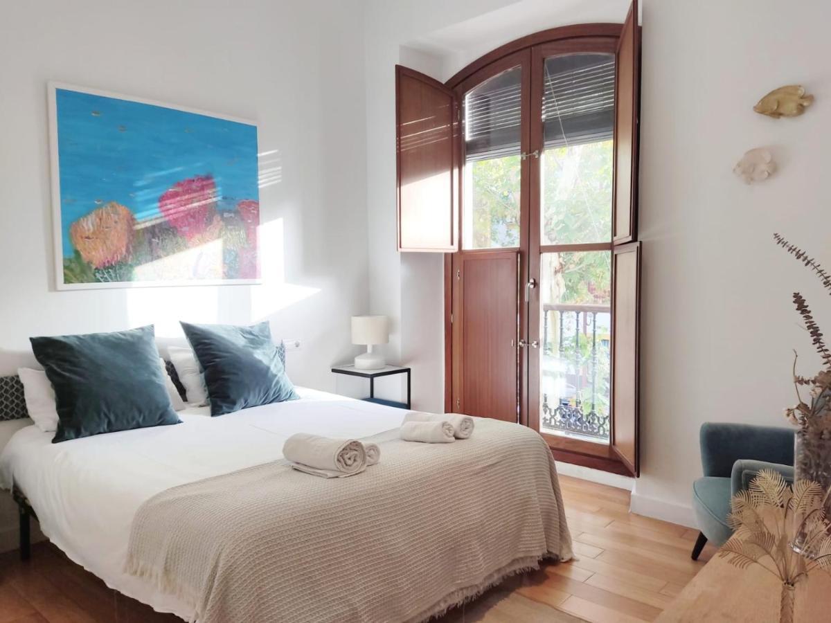 Homeyseville-Luxury Apartment Arenal 6 Pax, Parking Optional المظهر الخارجي الصورة